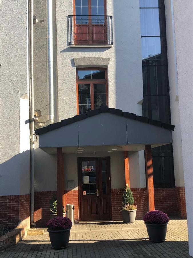 Hotel Na Kafkove Острава Экстерьер фото